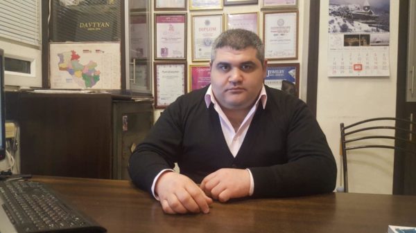 Երբ արհեստն ու արվեստը պապիկից թոռ սինթեզվում են բիզնեսում. Արմեն Դավթյան