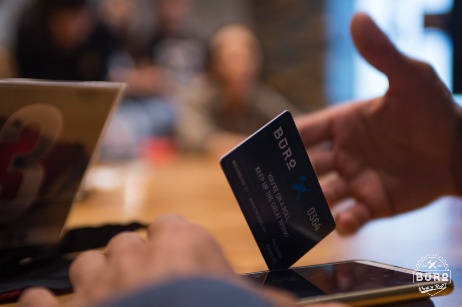 4 ժամ հերթ կանգնել ջահ ձեռք բերելու համար. թե ինչպես «BŪRO»-ն մարքեթինգային լուծման համար չի խնայում ոչ մի ռեսուրս