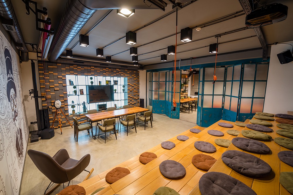 4 ժամ հերթ կանգնել ջահ ձեռք բերելու համար. թե ինչպես «BŪRO»-ն մարքեթինգային լուծման համար չի խնայում ոչ մի ռեսուրս