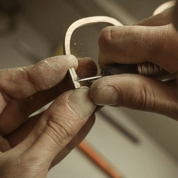 Նվազագույնը 60 ժամ յուրաքանչյուր ակնոցի համար. հայկական Twinz բրենդի հաջողության գաղտնիքը